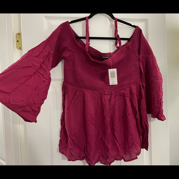NWT- Torrid cold shoulder babydoll blouse - Picture 1 of 5